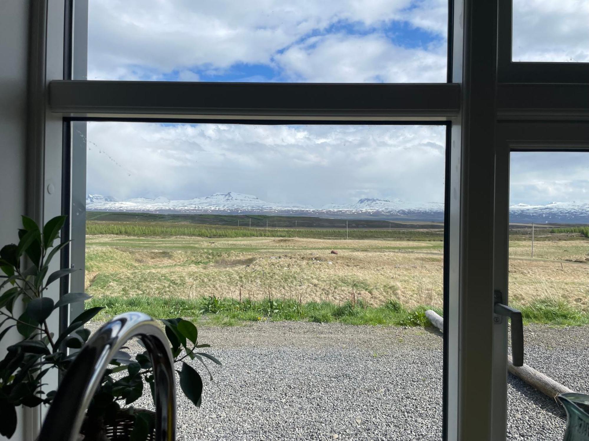 Lindarholl Guesthouse Stori-Bakki エクステリア 写真
