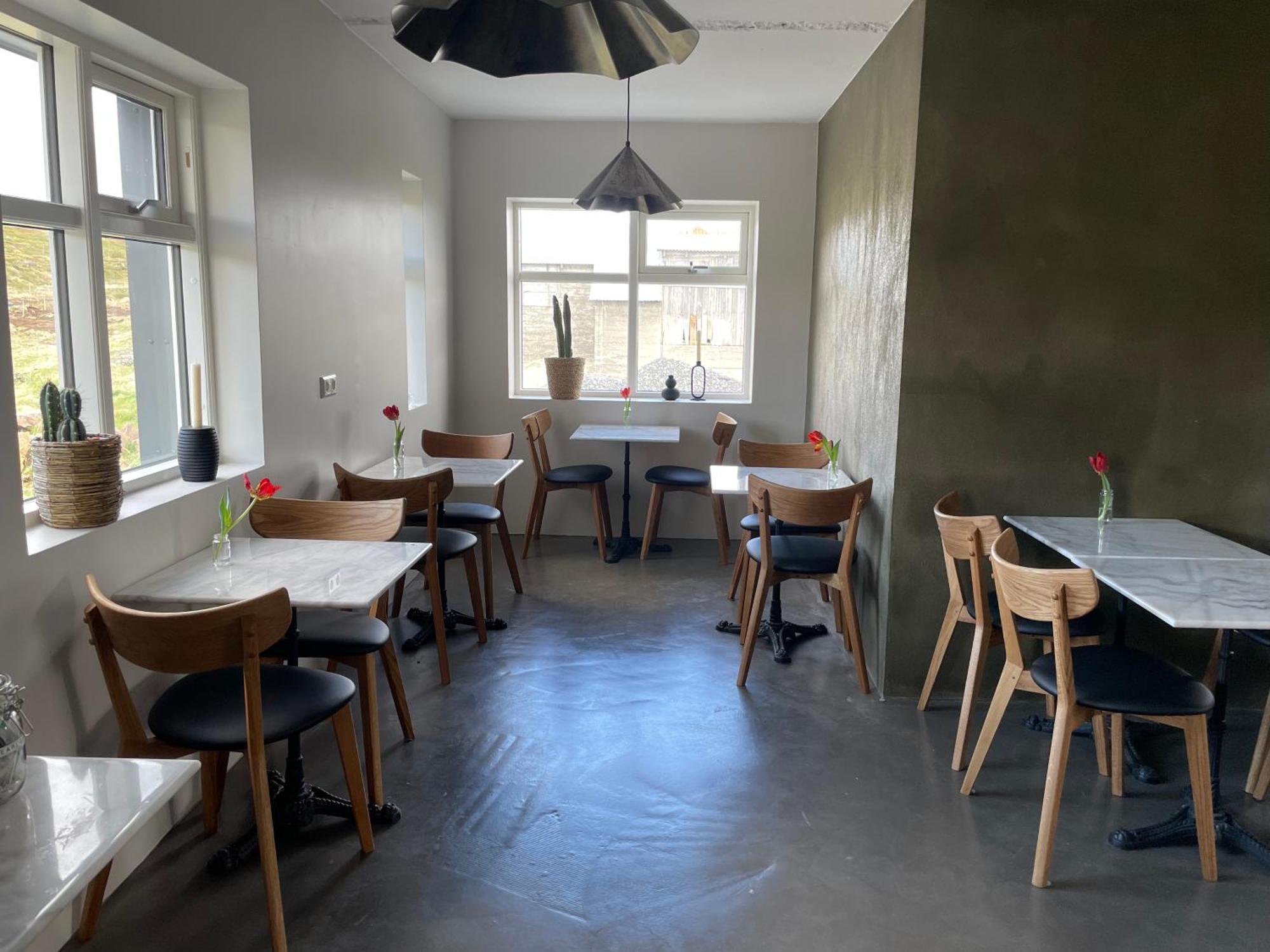 Lindarholl Guesthouse Stori-Bakki エクステリア 写真