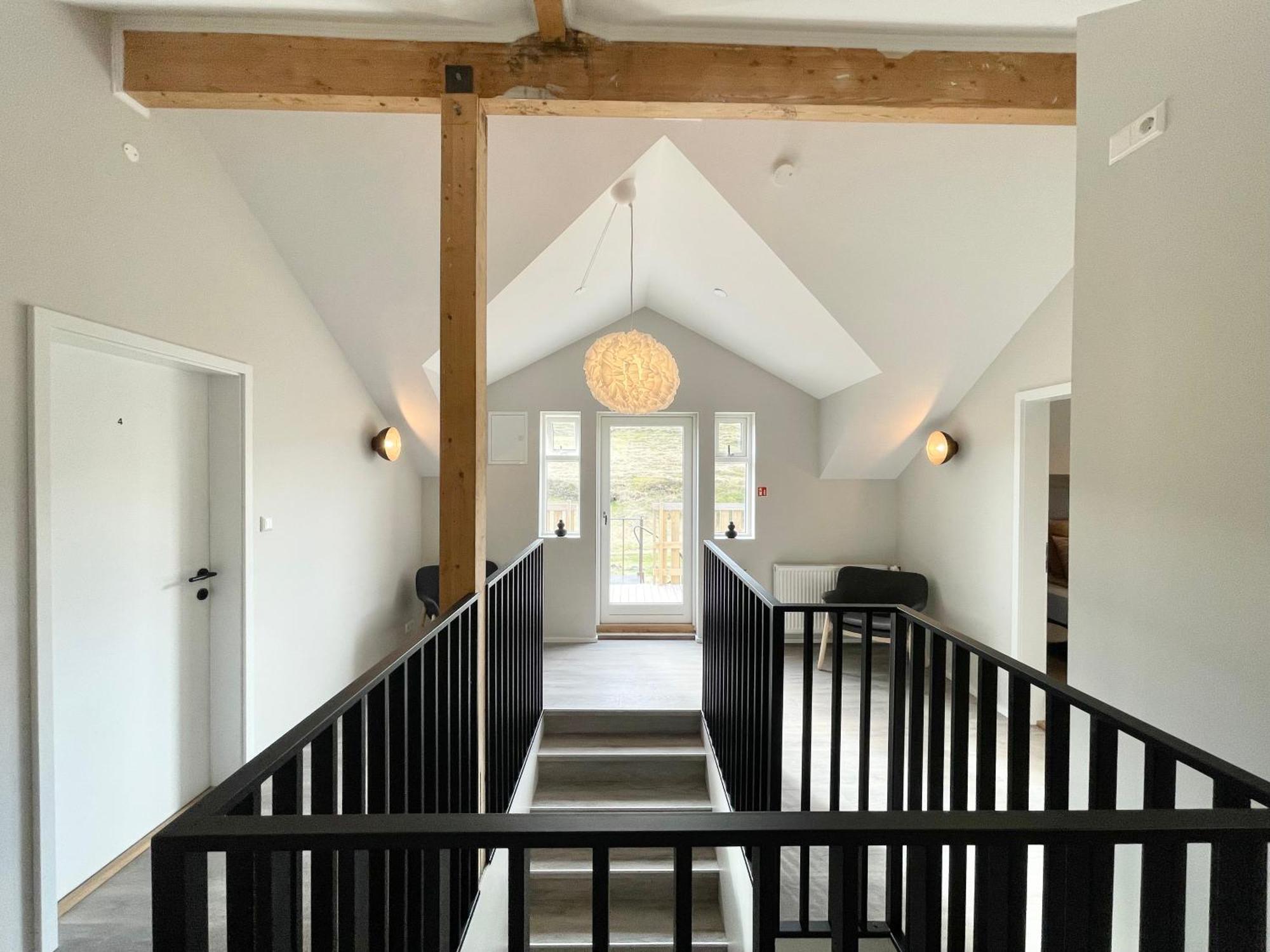 Lindarholl Guesthouse Stori-Bakki エクステリア 写真